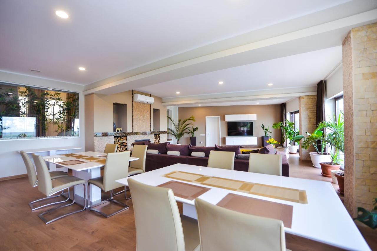 Casa Miralago Boutique Adults Only Тулча Экстерьер фото