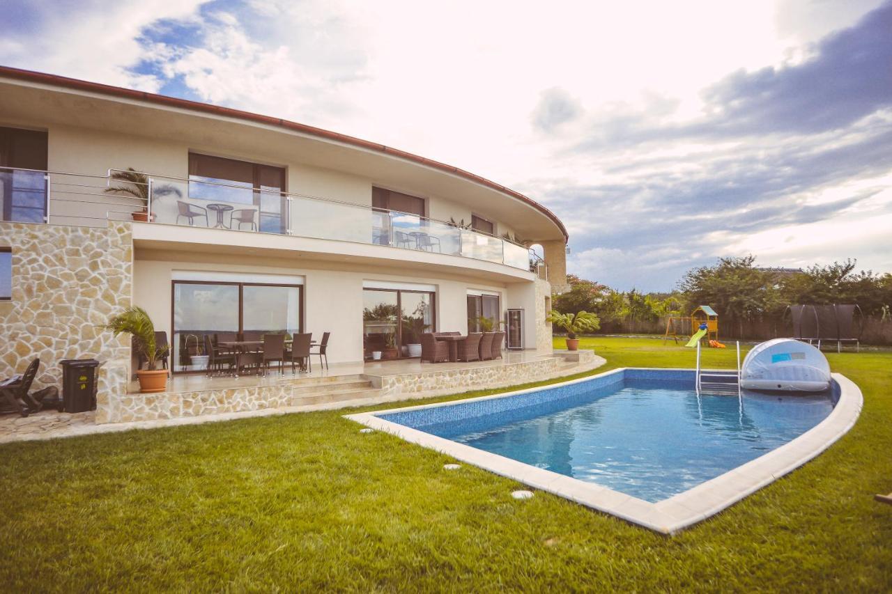 Casa Miralago Boutique Adults Only Тулча Экстерьер фото