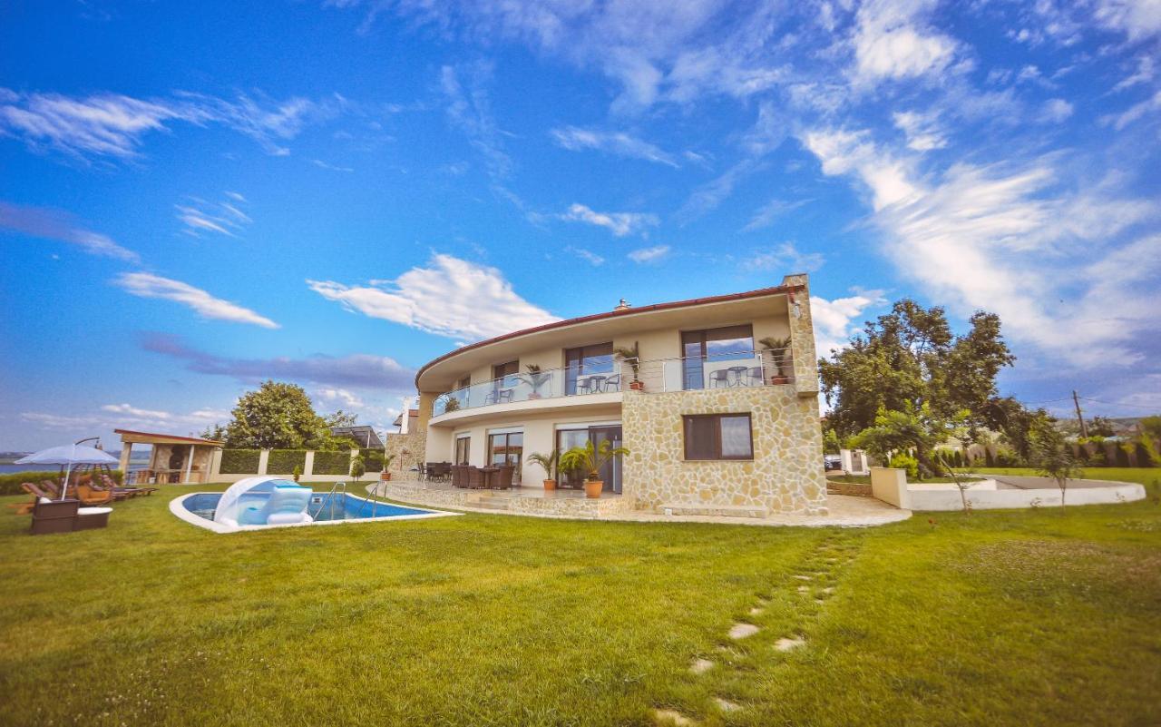 Casa Miralago Boutique Adults Only Тулча Экстерьер фото