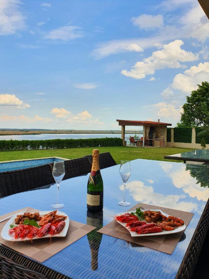 Casa Miralago Boutique Adults Only Тулча Экстерьер фото